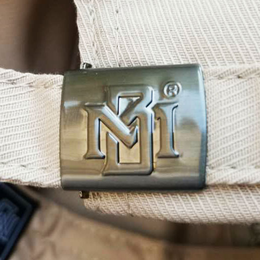 15003C-Khaki-Navy-BM Logo Metal Buckle